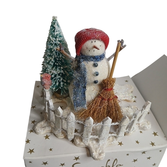 Christmas Decor Collectable Creations Backyard Snowman Wood Fabric Figurine New - Picture 4 of 13